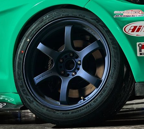 Gram Lights 57DR Overseas Limited 18X9.5 +38 5-100 Admiral Blue Wheel